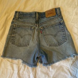 Levi’s high-rise ribcage straight cut off shorts